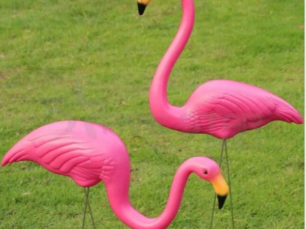 Set of 2 x Flamingos Lawn Garden Ornaments NEW
