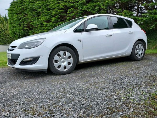 Opel Astra 2014 *tested*