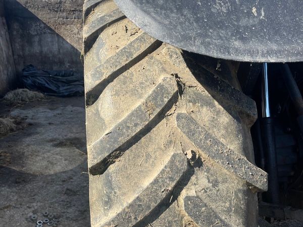 540/65/38 michelin tyres M108s
