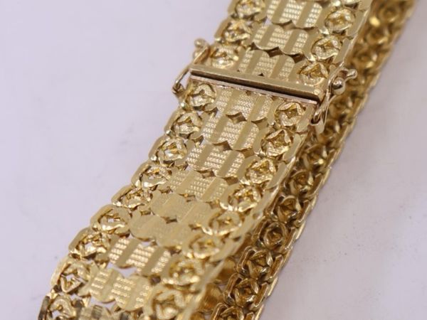 Marvellous 14k gold bracelet 42.4gram