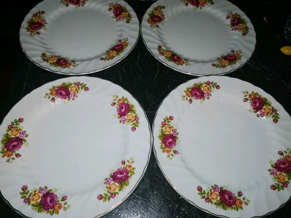 4 Woods and sons cottage roses dinner plates