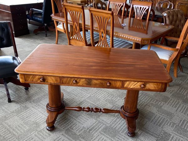 Beautiful William IV rosewood library table