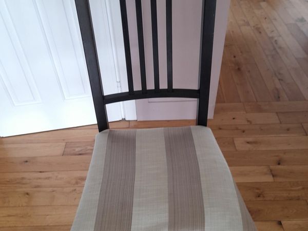 BARGAIN kitchen table + chairs for sale in Cork for €100 on DoneDeal