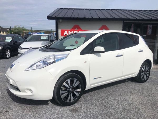 Nissan Leaf, 2015 Electric Auto Tekna