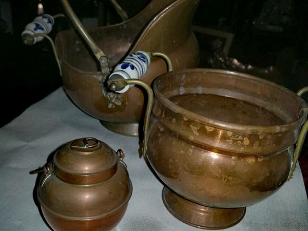 3 decorative copper items