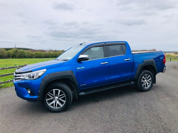 2019 Toyota Hilux Invincible - Finance Options