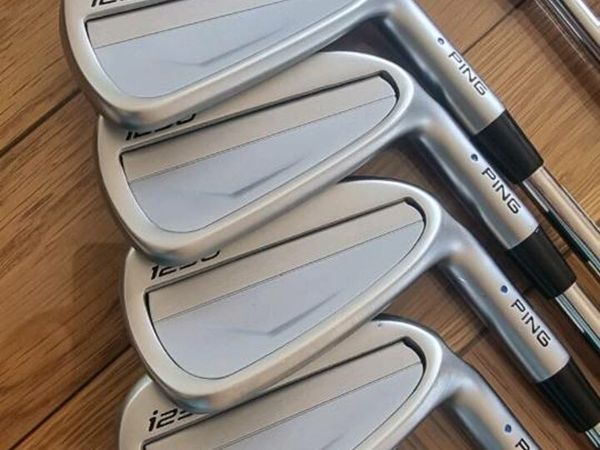 PING  I230 IRONS  NEW