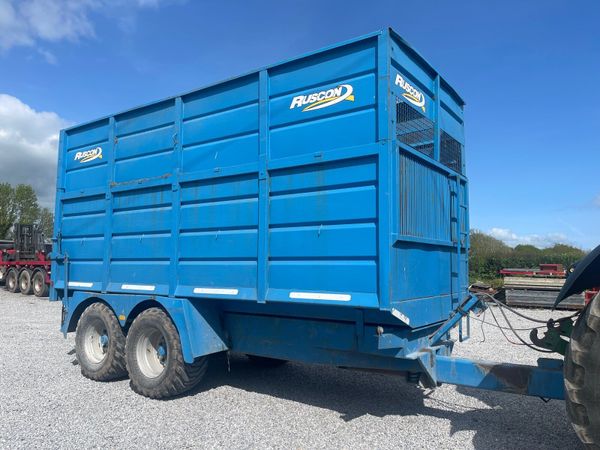 Roscon 18ft silage trailer