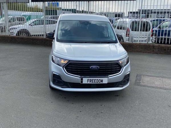 Ford Tourneo Connect Estate, Diesel, 2024, Silver