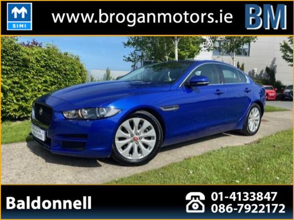 Jaguar XE Saloon, Diesel, 2017, Blue