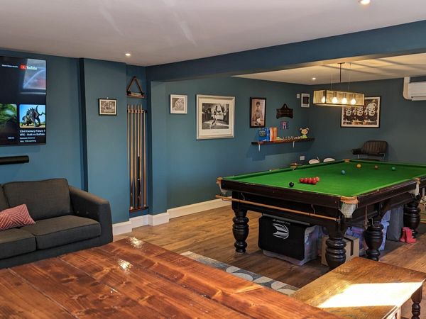 3/4 Snooker Table