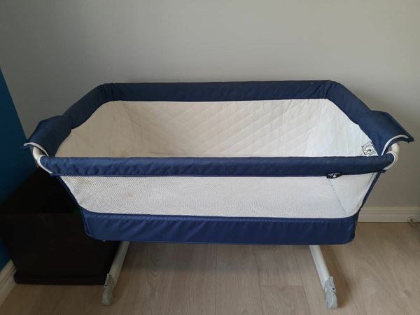 Baby cot / Bedside Crib