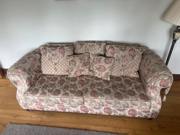 3 + 2 Seater couch