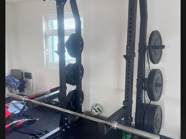 Half power squat rack