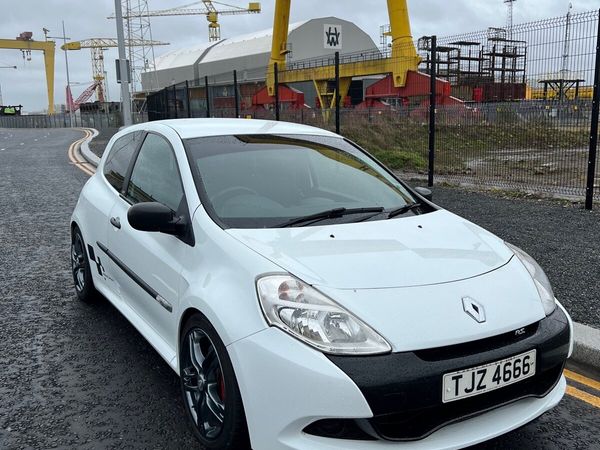 Clio RS200 CUP