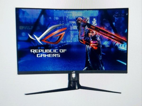 GAMING CURVED MONITOR
