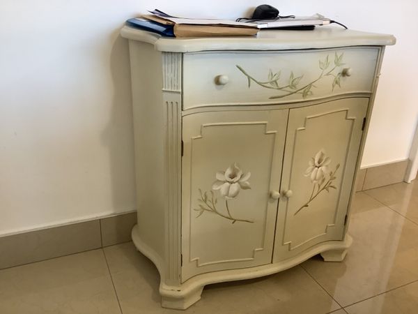Small Bowfronted Cabinet / Sideboard