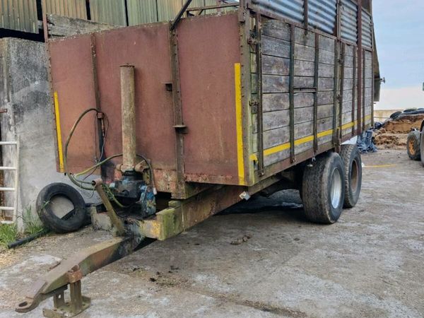 Silage trailer - 18ft, twin axle