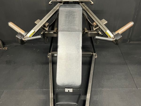 Cybex plated loaded incline press