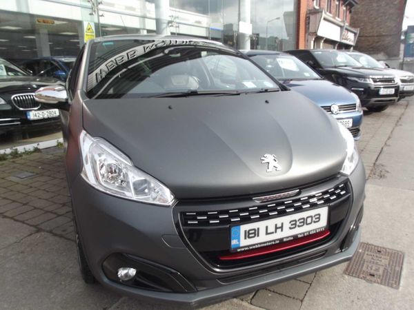 Peugeot 208 Hatchback, Petrol, 2018, Silver