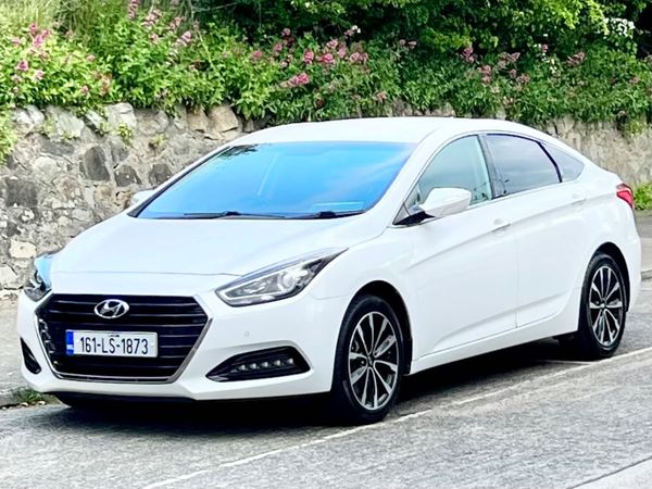 Hyundai i40 Saloon, Diesel, 2016, White