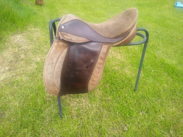 Champion English leather Show Saddle
