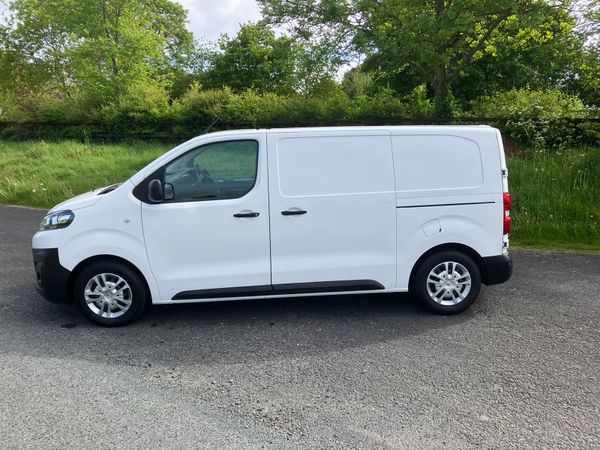 Citroen Dispatch MPV, Diesel, 2020, White