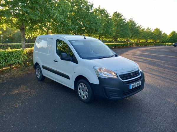  Peugeot Partner en venta en Co. Kildare por € , en DoneDeal