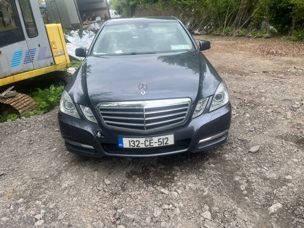 Mercedes 132 mint condition will trade or sell