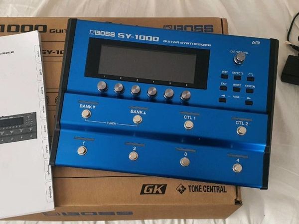 Boss SY-1000 Guitar Synthesizer