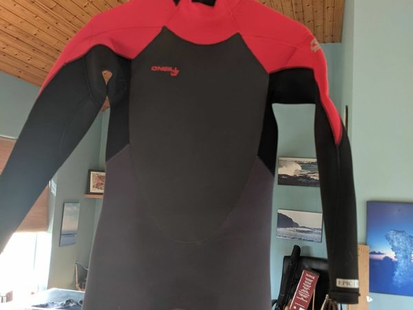 youth wetsuit