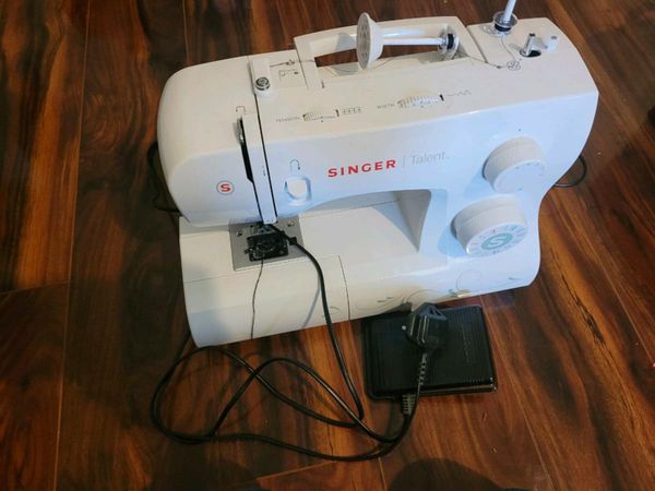 Singer Talent Sewing Machine