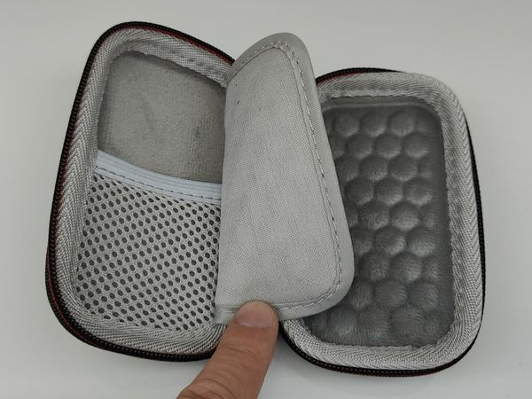 BAG / POUCH FOR SANDISK SSD DRIVE