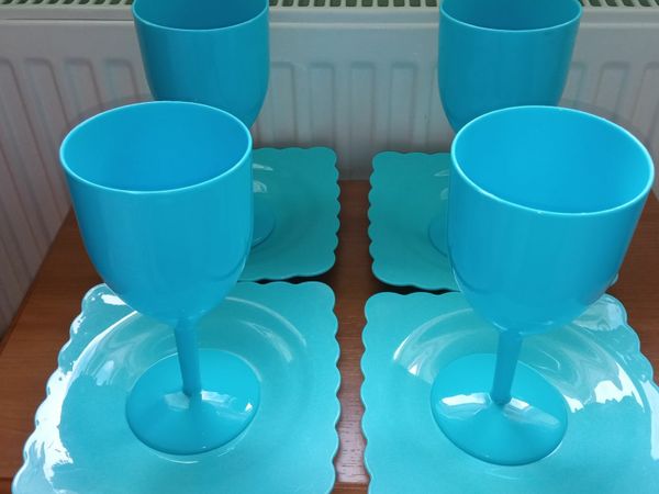 4 Goblets + 4 Plates (New)