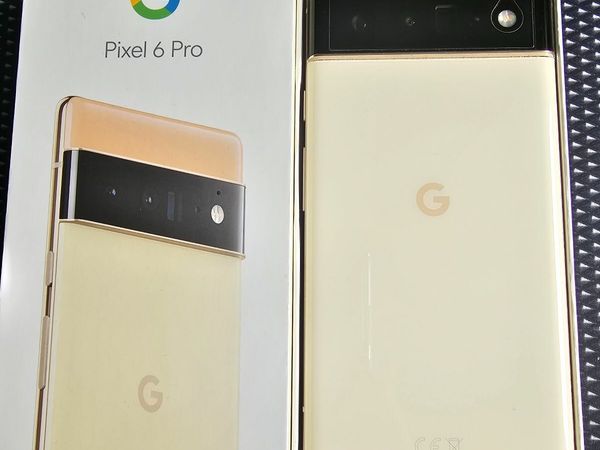Pixel 6 Pro, Pixel Stand 2nd gen,  2 original case