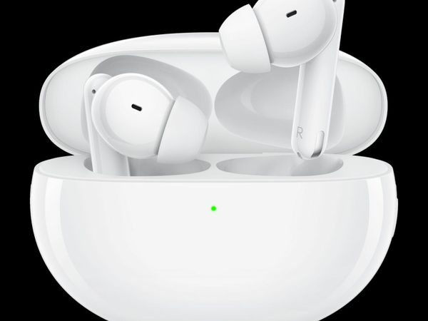 Earbuds by oppo 5