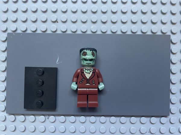 lego series 4 col055 The Monster minifigure