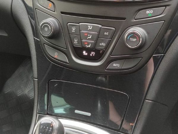 Vauxhall Insignia 2015