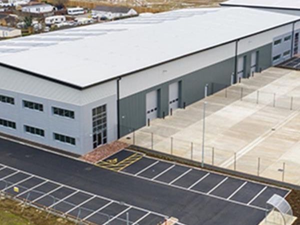 Warehouse storage building Lookin to buy