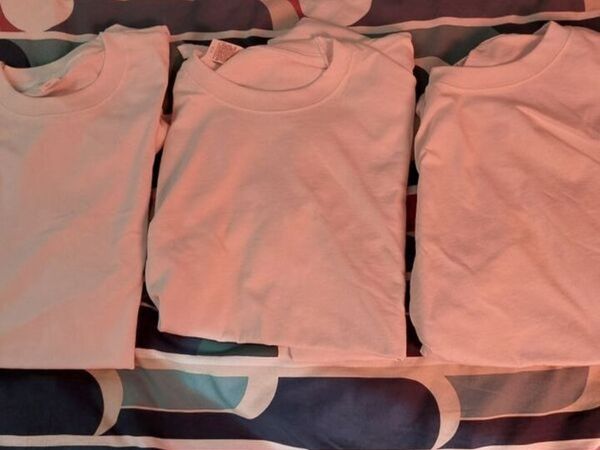 3 white T shirts