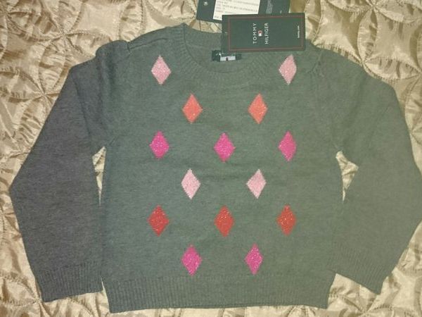 Brand New Tommy Hilfiger sweater, size 2T