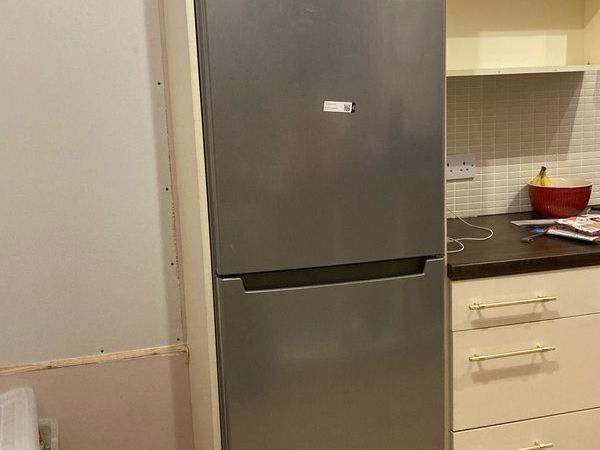 Siemens 60/40 Freestanding Fridge Freezer - Stainless Steel Doors