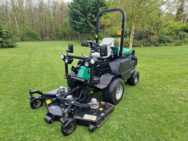 Ransomes professional ride on mower lawnmower