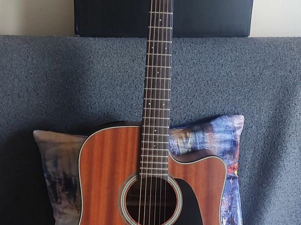 Takamine Electroacoustic Guitar - Mod. Gd11mce-Ns