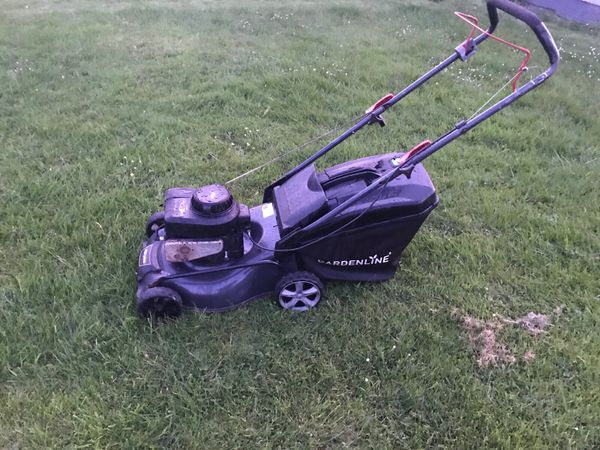 Pro lawn lawnmower for sale
