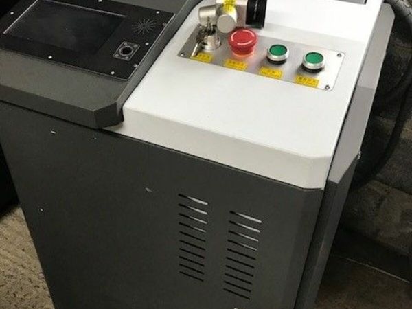 LASER RUST CLEANING MACHINES