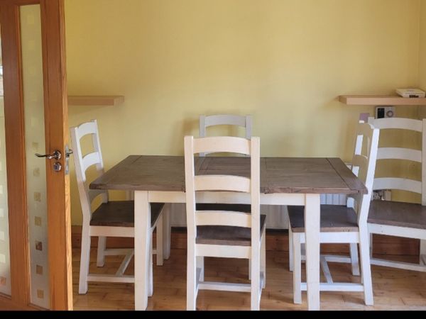 Solid Wood, Extendable Dining Table and 6 Chairs