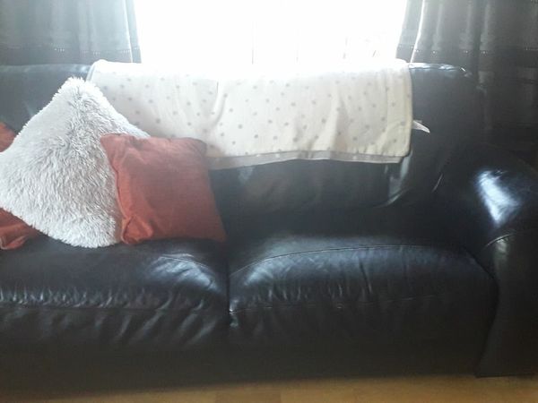 3 &2 seater Couches