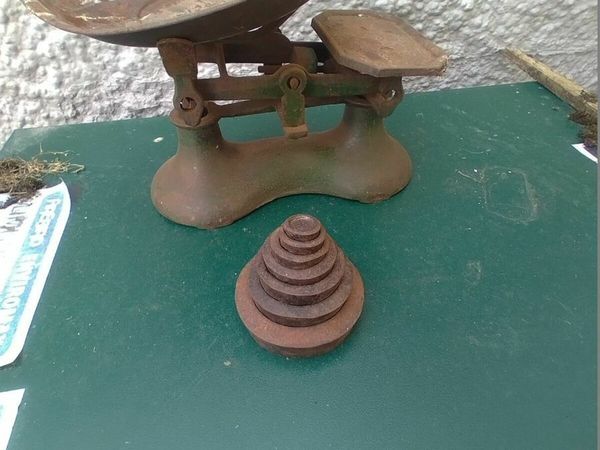 Vintage cast iron weighing scales + weights