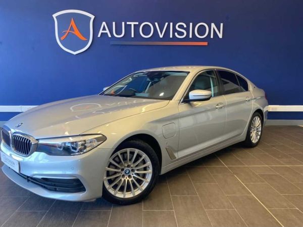 BMW 5-Series Saloon, Petrol Hybrid, 2019, Silver
